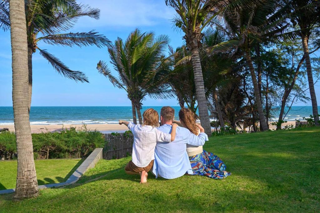 Family play in the garden at Anantara Mui Ne
